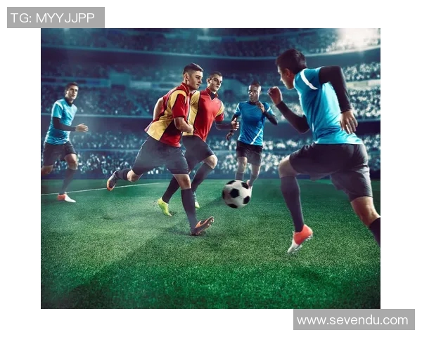 国外足球明星与球迷之间的互动与情感纽带探讨